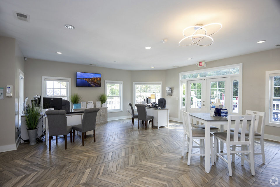clubhouse at Aqua at Sandy Springs Apartments