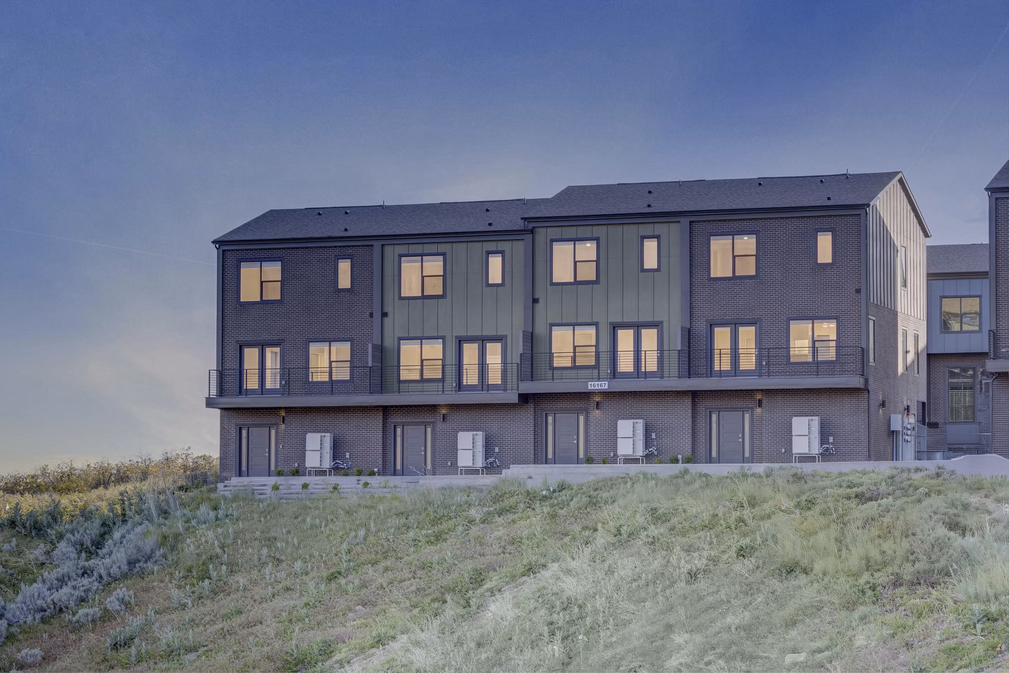 exterior at Trailside Townhomes Apartments 