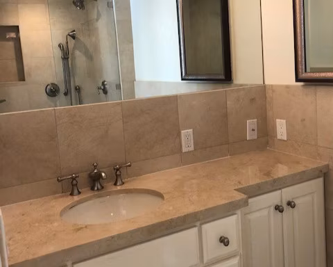 bathroom at 1000 Green Apartments