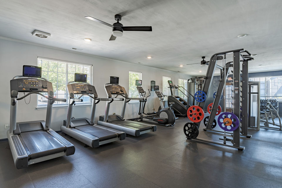 fitness center at Arcadia Harrisonburg Apartments 