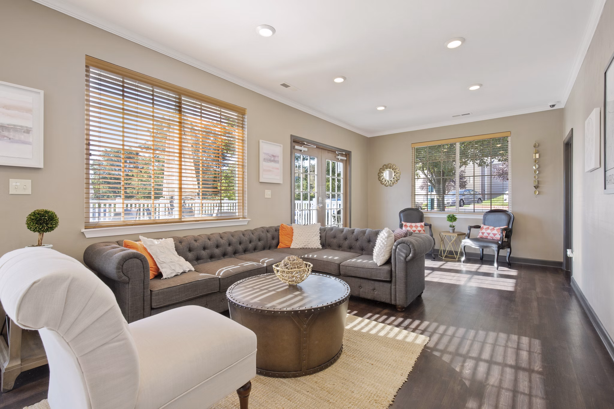 living room at Arcadia Harrisonburg Apartments
