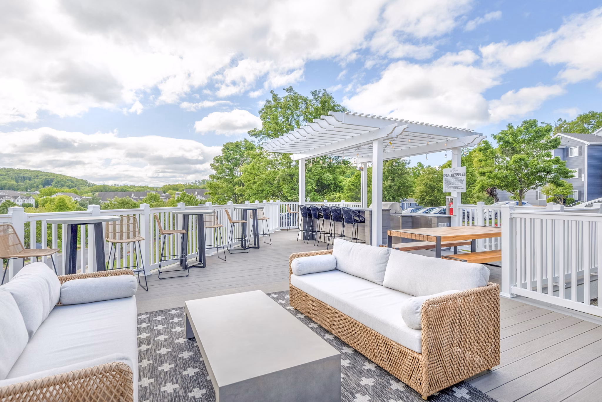 grill area at Arcadia Harrisonburg Apartments