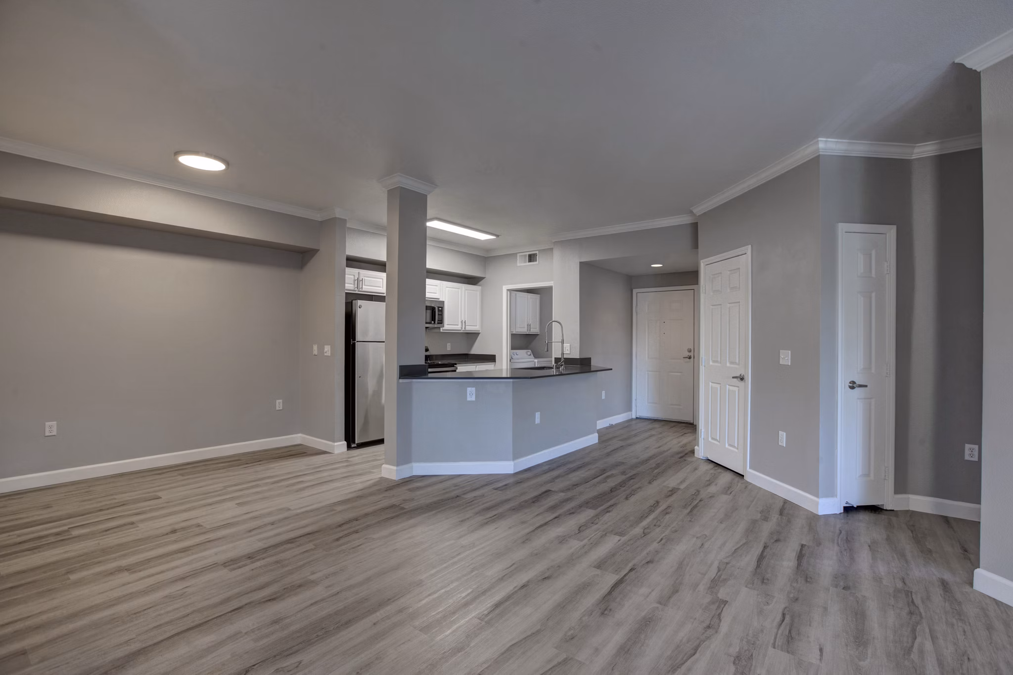 living room at Broadleaf Apartments