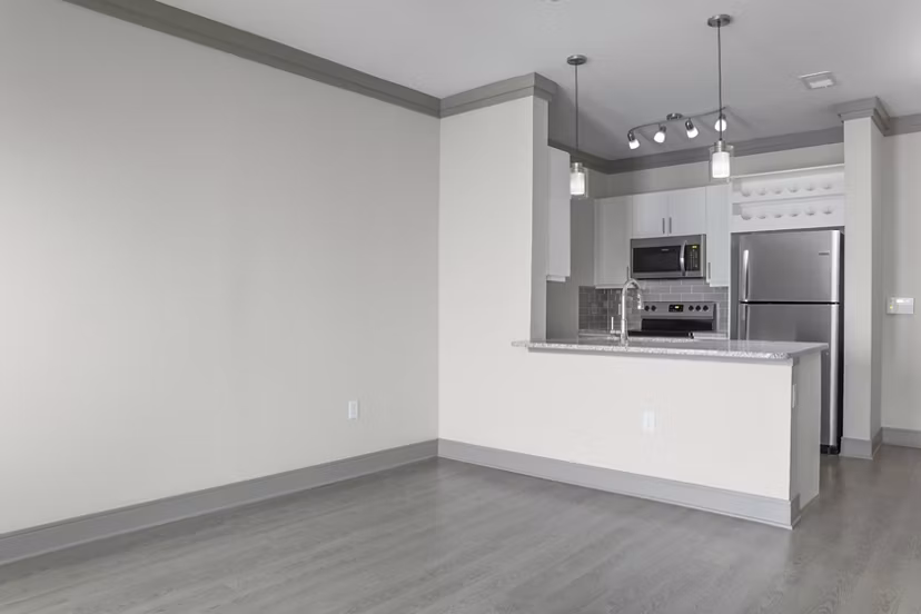 kitchen at Cyan Southcreek Apartments