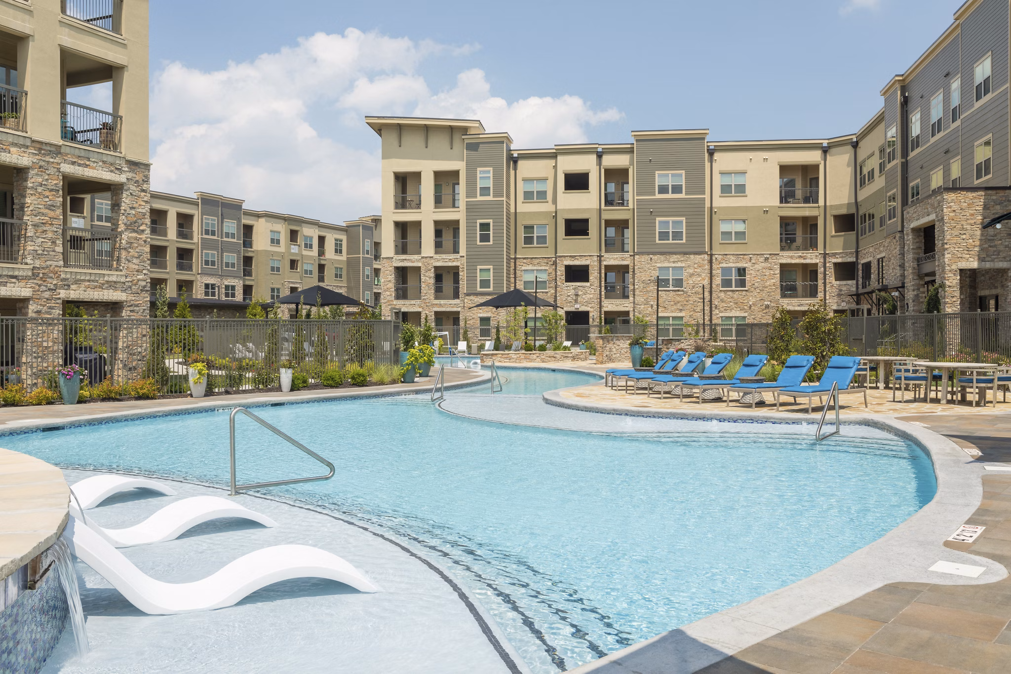 pool at Cyan Southcreek Apartments