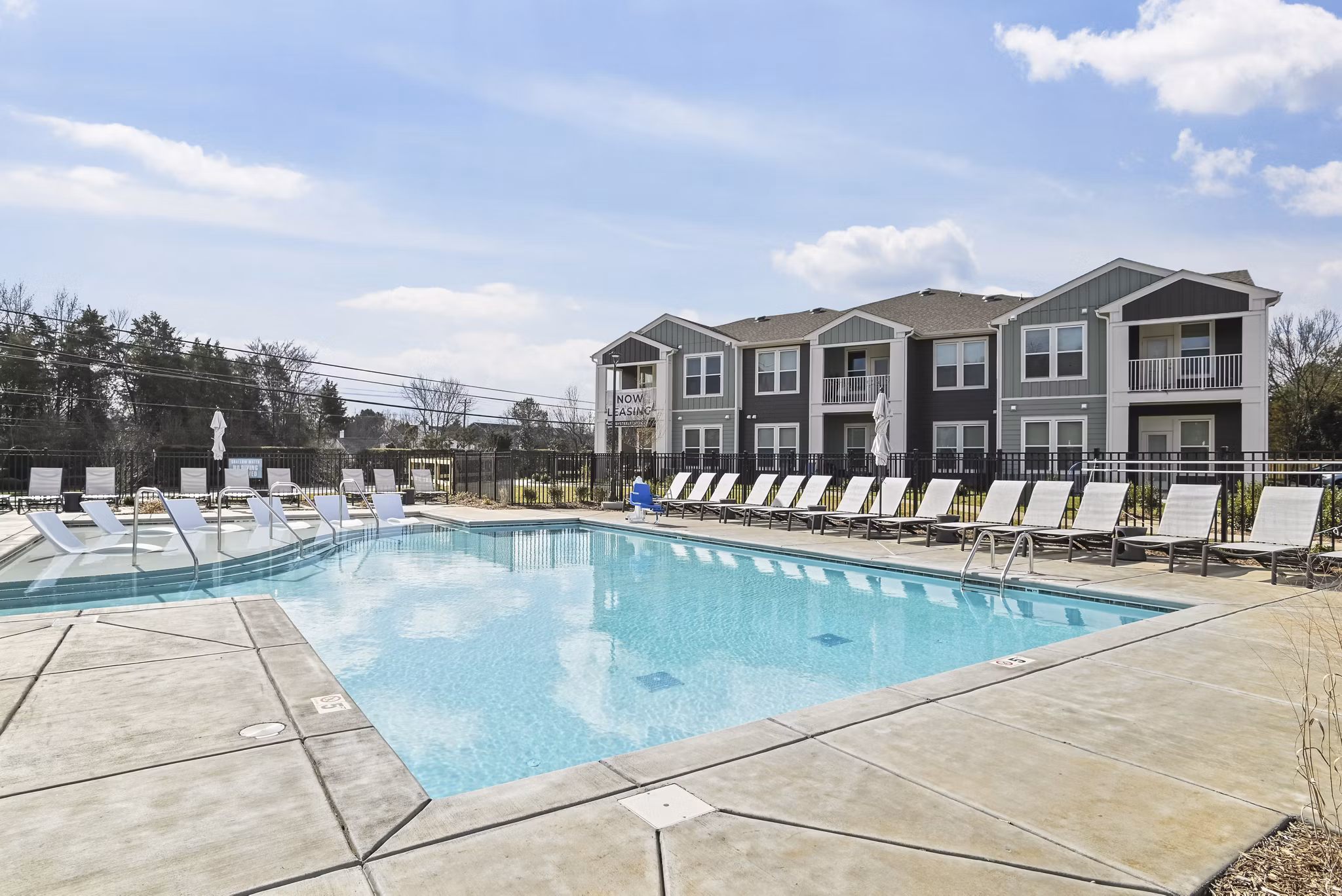 Property images of Norwood Steele Creek