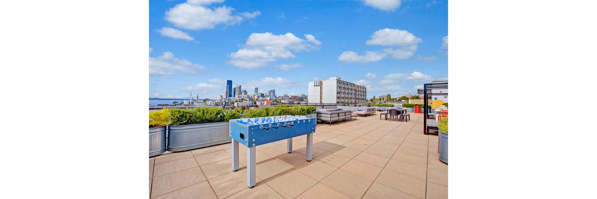patio at Pratt Park Apartments