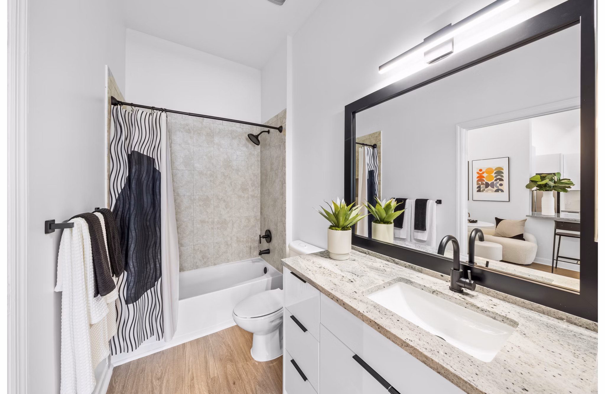 bathroom at Cordoba Apartments