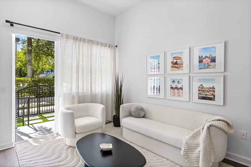 living room at Cordoba Apartments