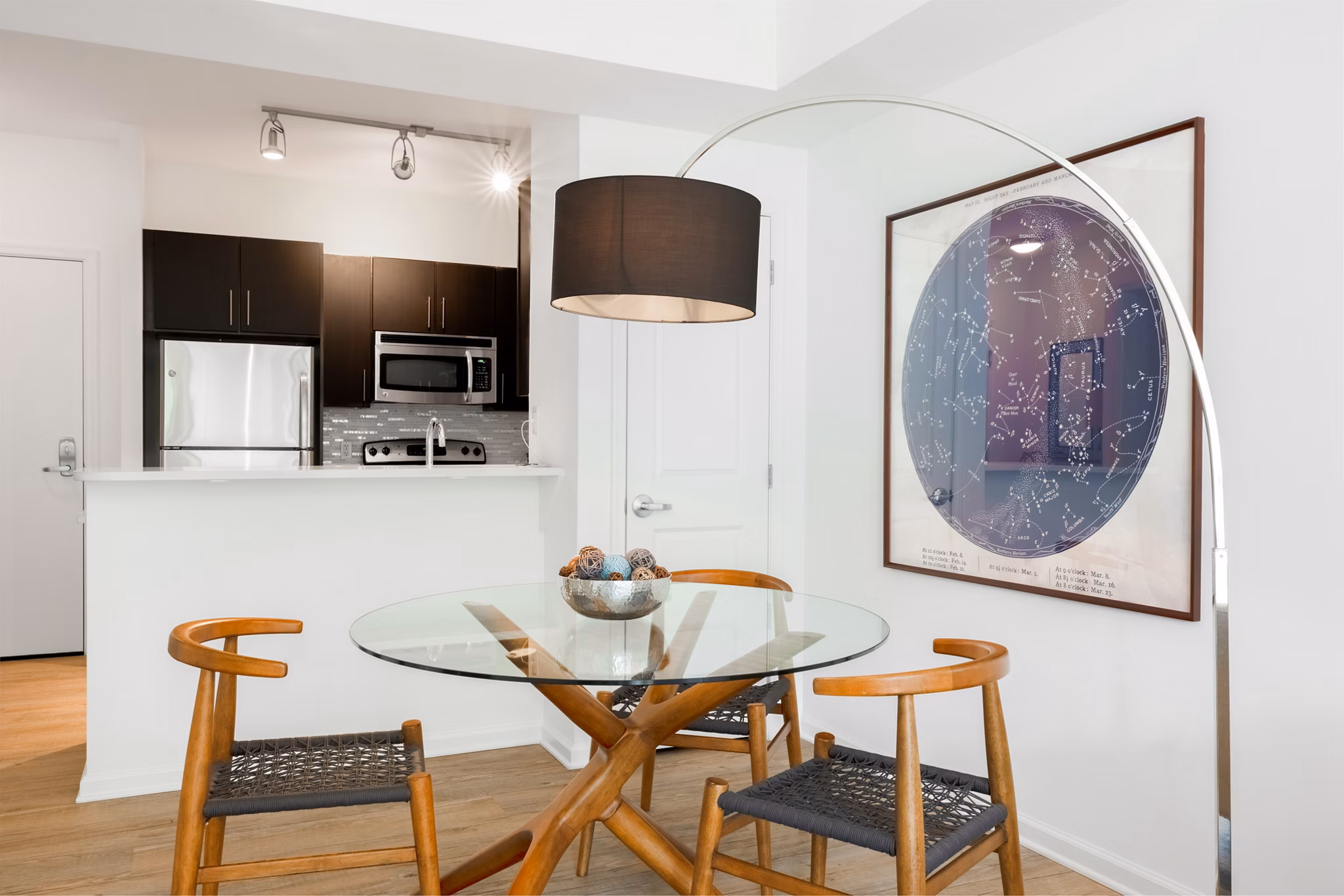 dining room at 14W Apartments