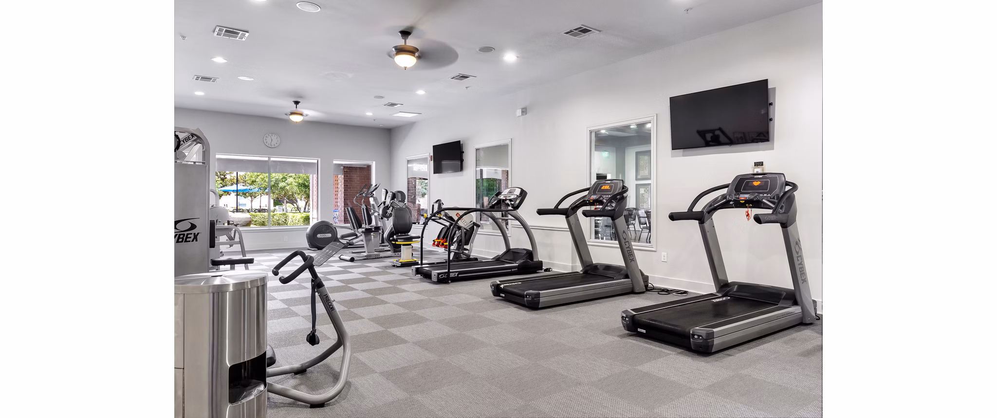 Fitness Center at Elate Royal Oaks Apartments