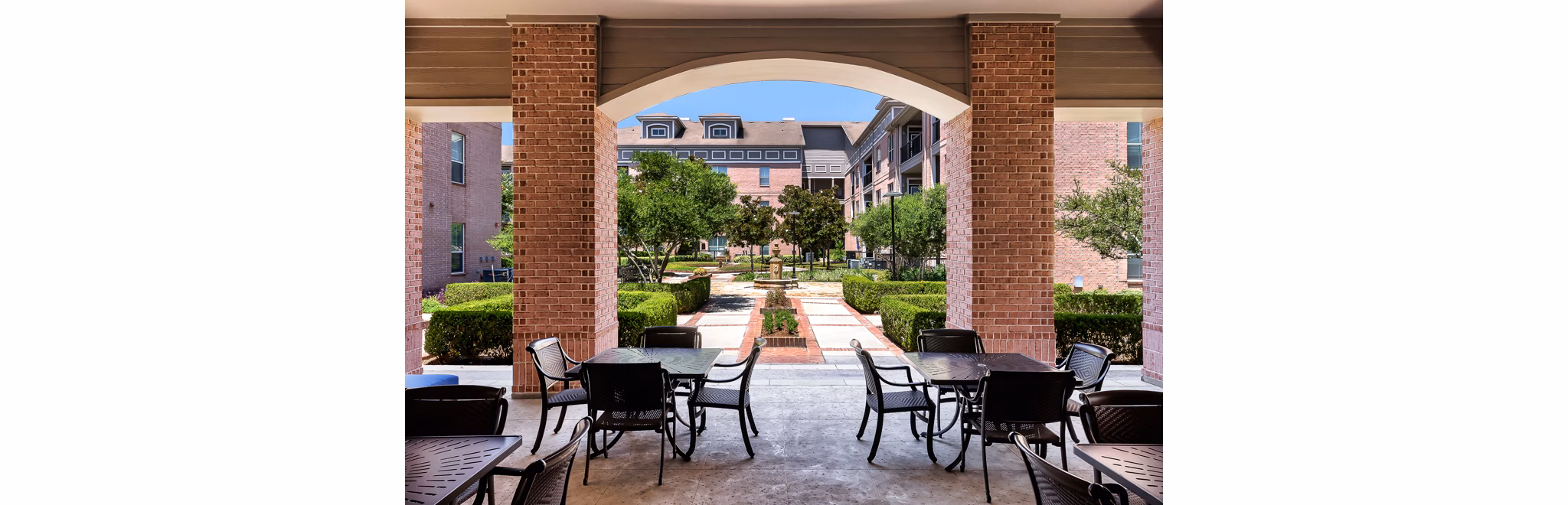 Patio at Elate Royal Oaks Apartments