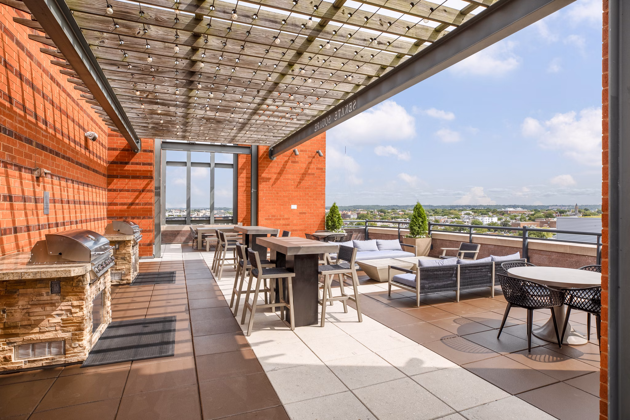 grill area at Senate Square Apartments