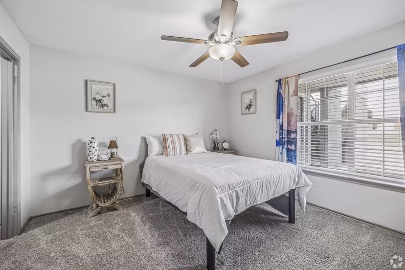 bedroom at Fifteen12 Apartments