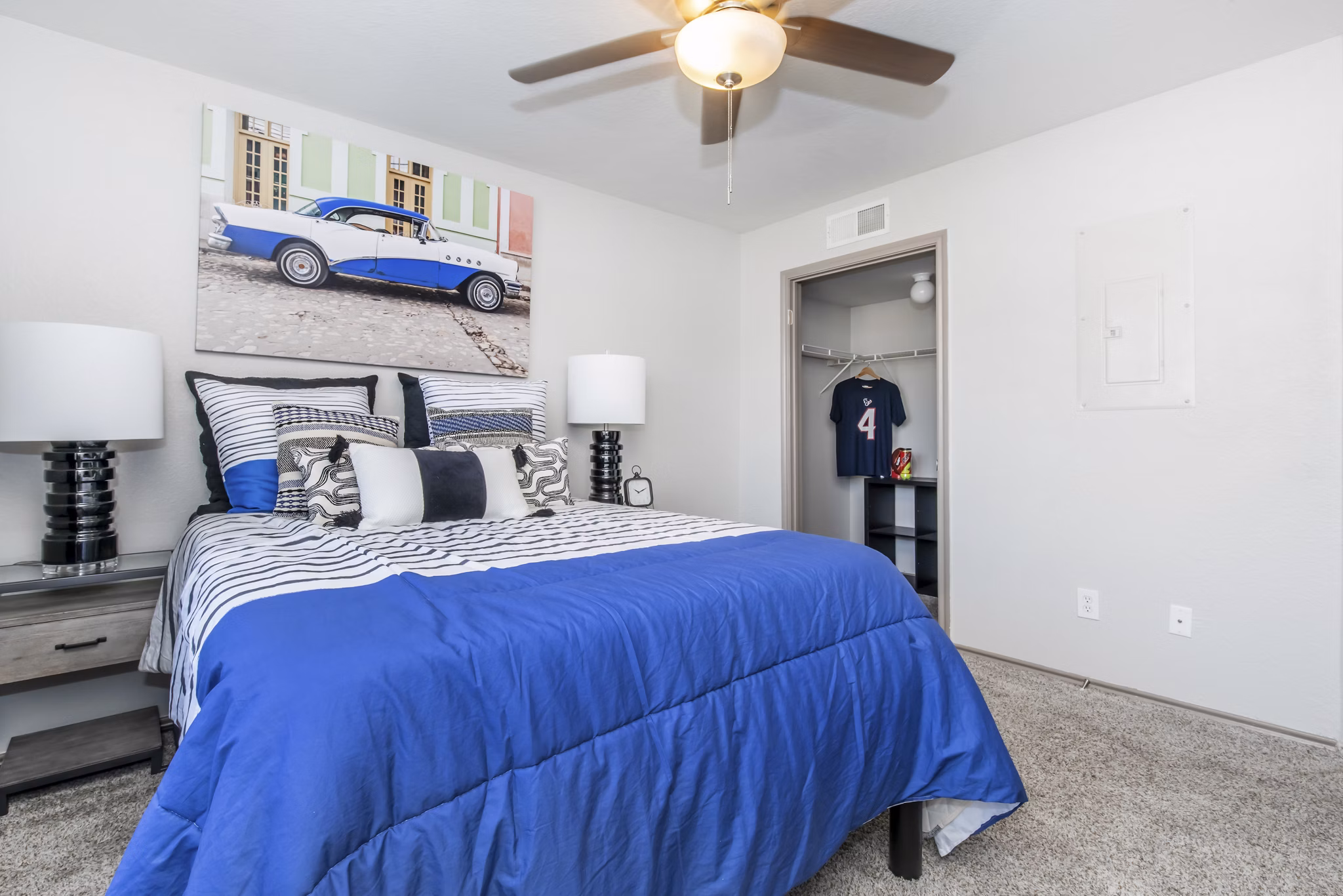 bedroom at Fifteen12 Apartments