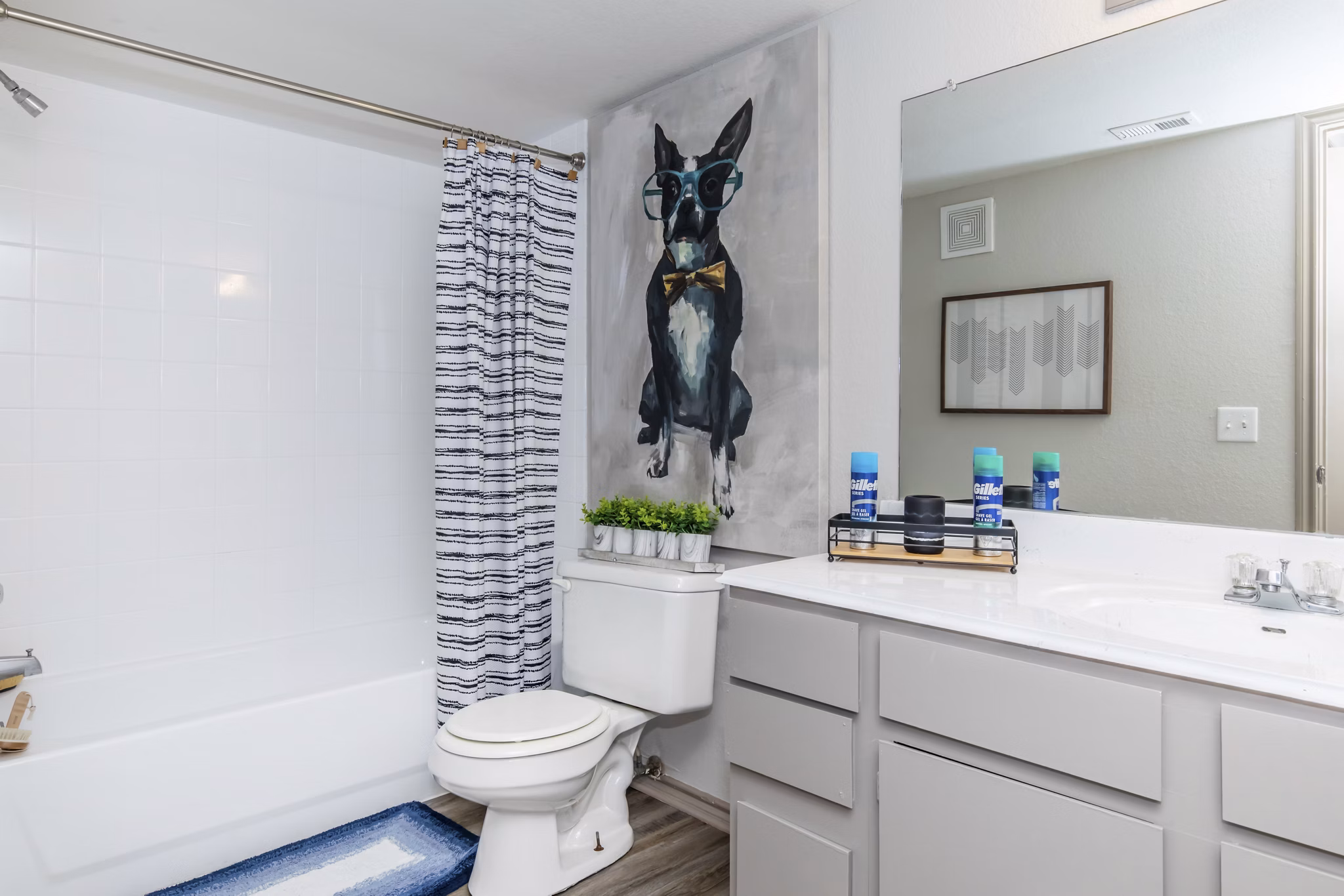 bathroom at Fifteen12 Apartments