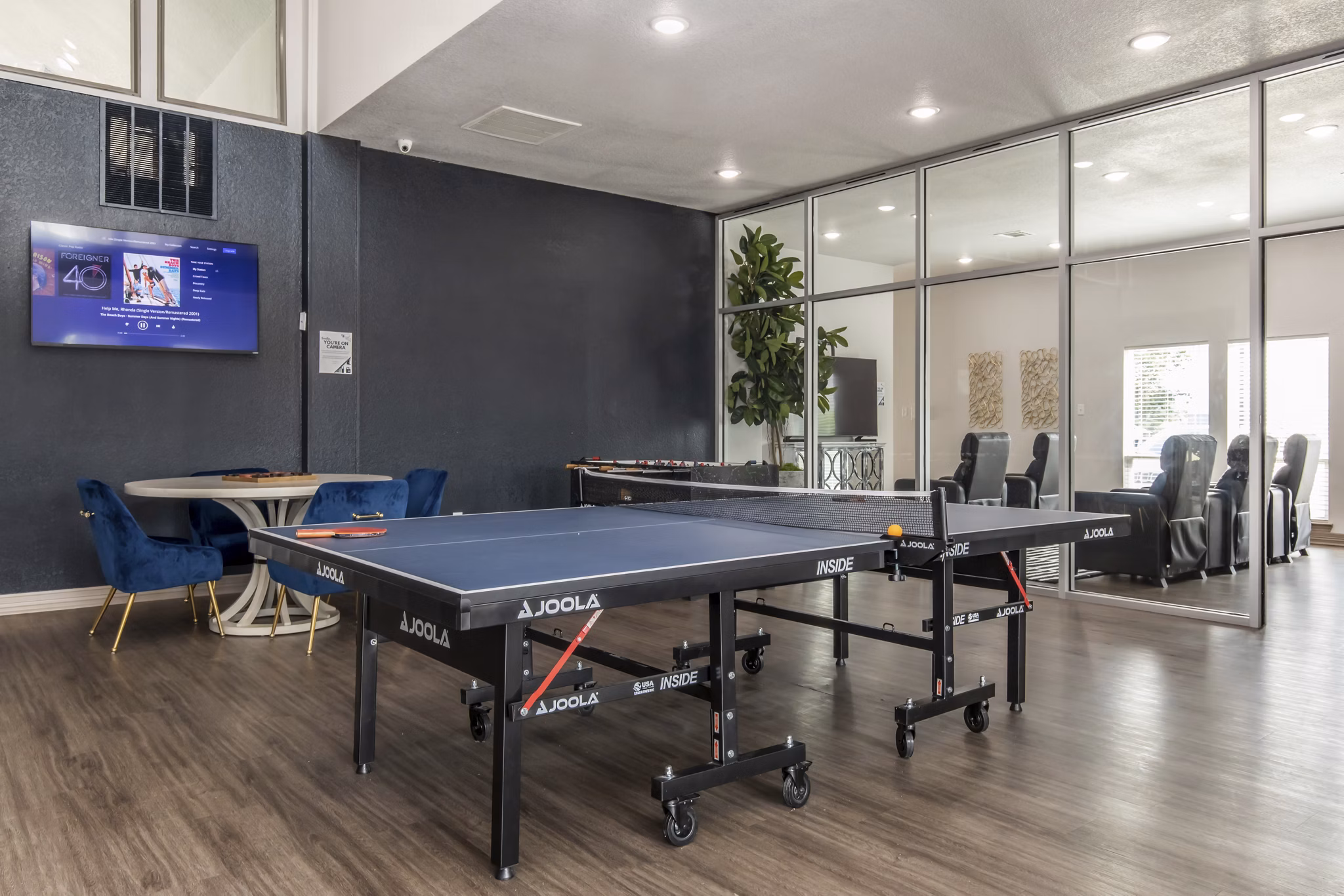 clubhouse at Fifteen12 Apartments