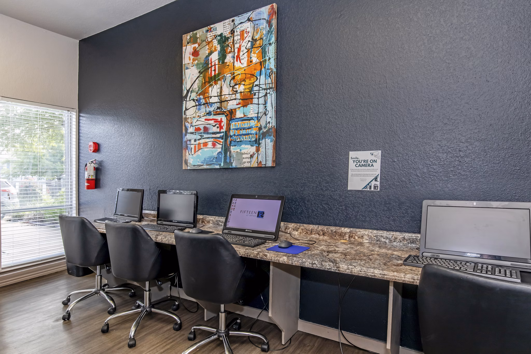 clubhouse at Fifteen12 Apartments