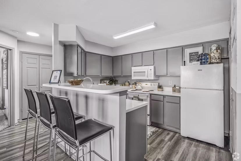 kitchen at Fifteen12 Apartments
