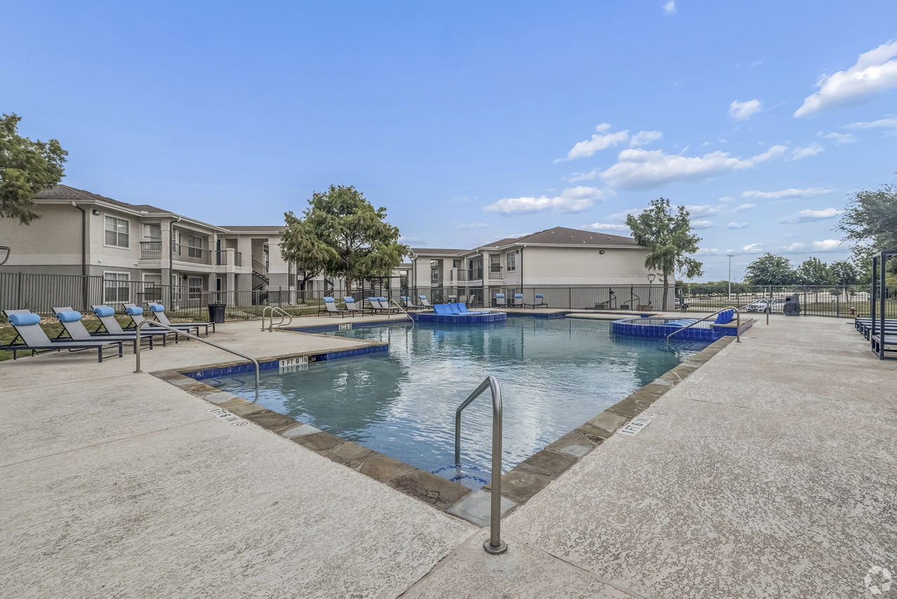 Fifteen12 Apartments Bryan Tx 6 of 12