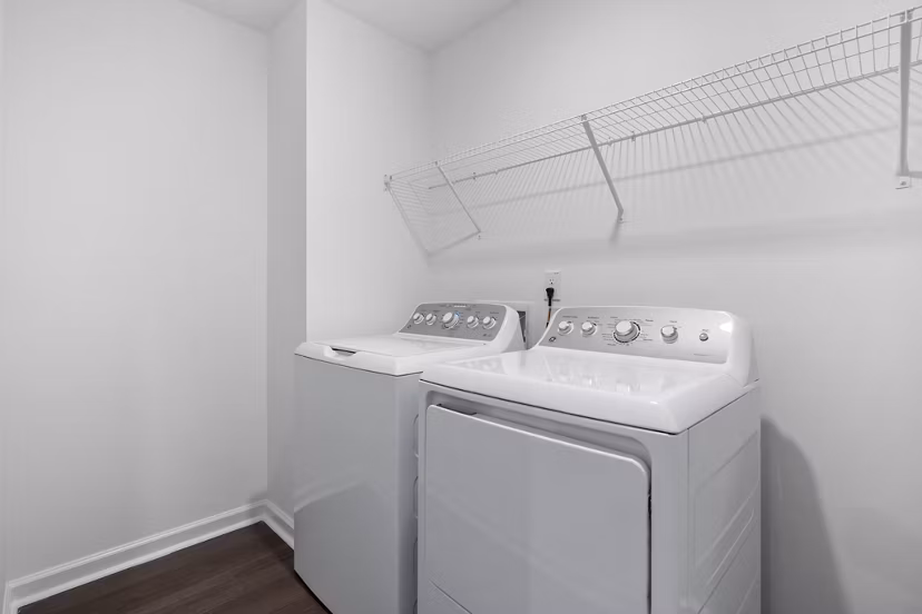 laundry room at Wallbrook Village Apartments