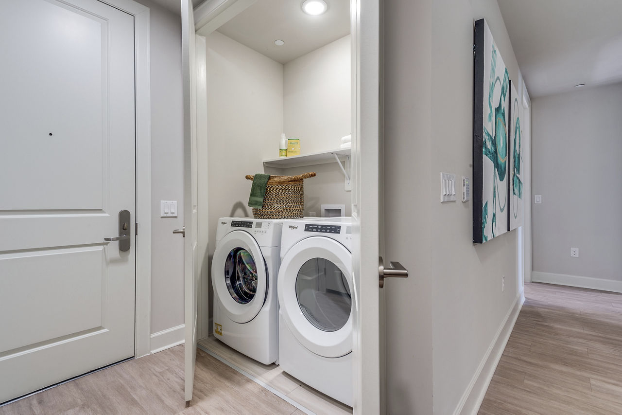 Laundry room at Montrose At Buffalo Bayou