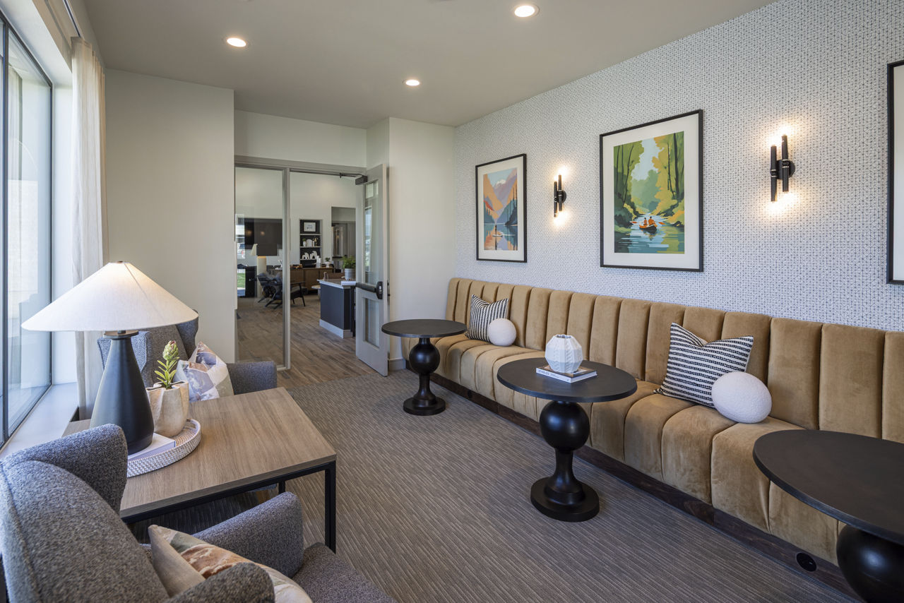 Lobby at New Braunfels Heights (3 of 4)