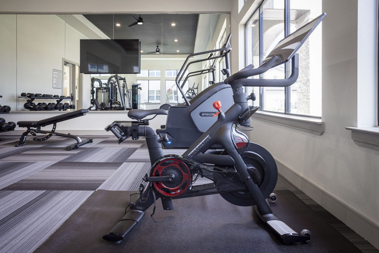 Gym at New Braunfels Heights (3 of 3)
