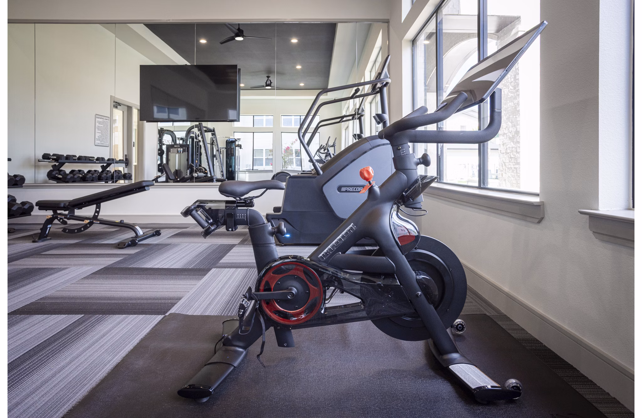 fitness center at New Braunfels Heights Apartments