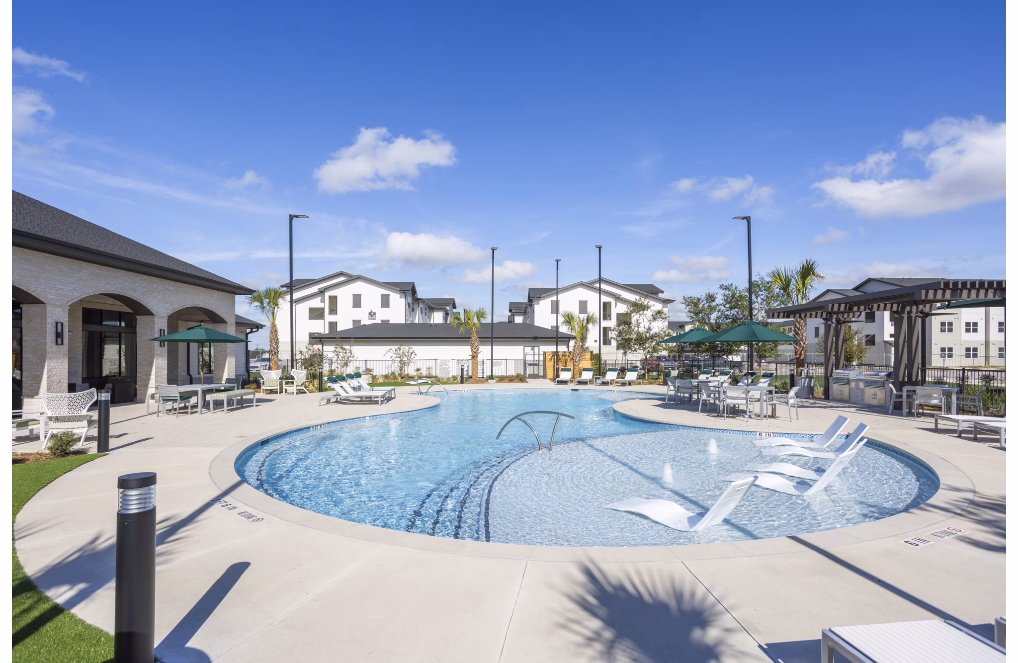 pool at New Braunfels Heights Apartments