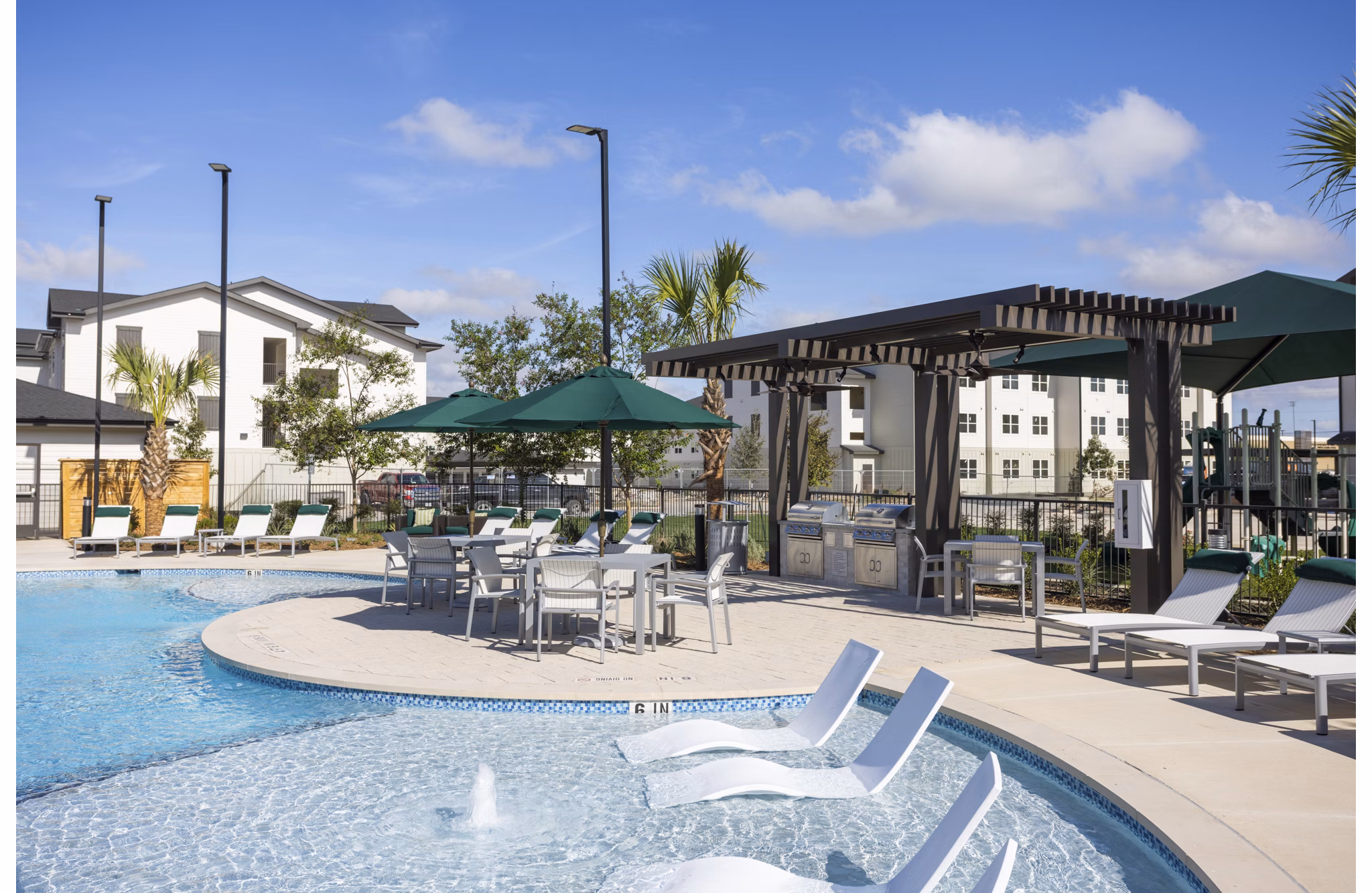 pool at New Braunfels Heights Apartments