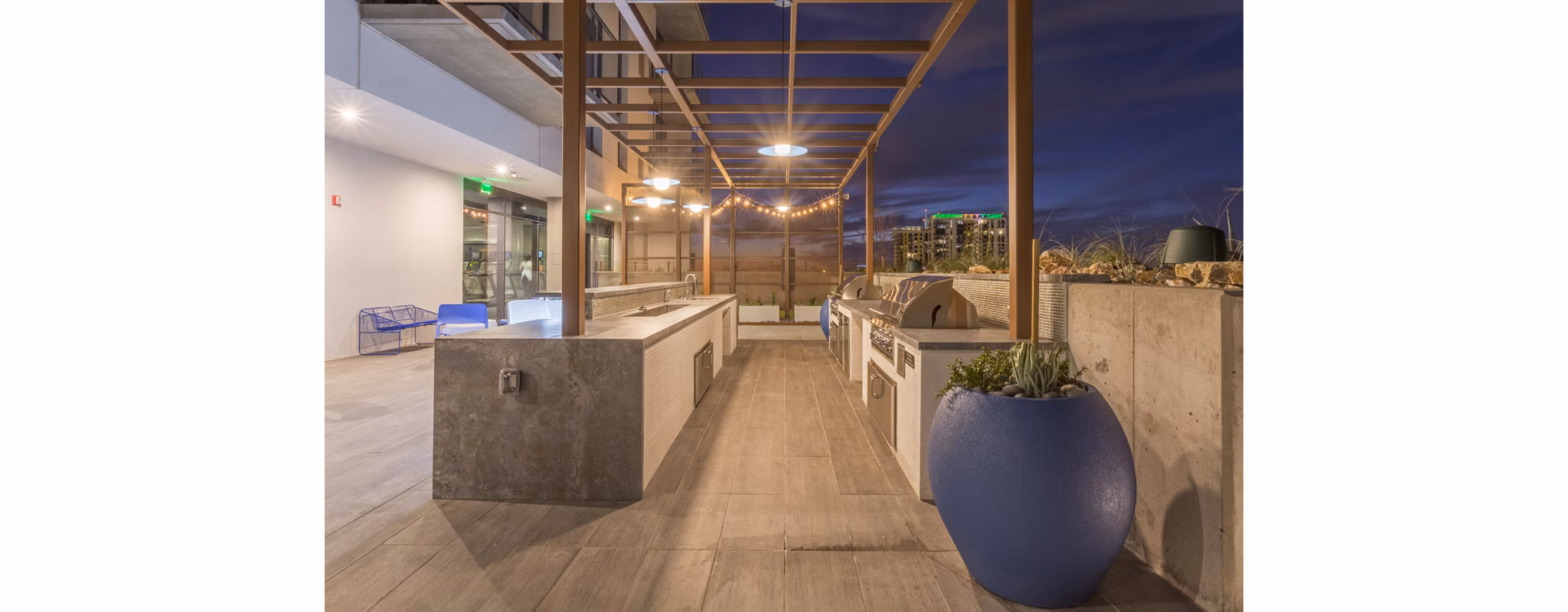 grill area/patio at Altura Apartments