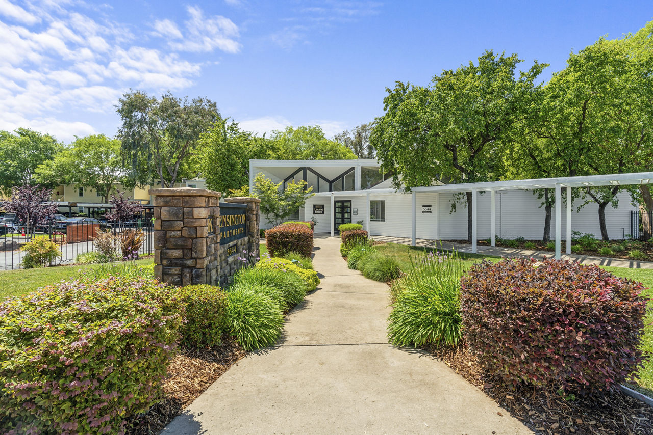 Kensington Park Sacramento Ca 2 of 12