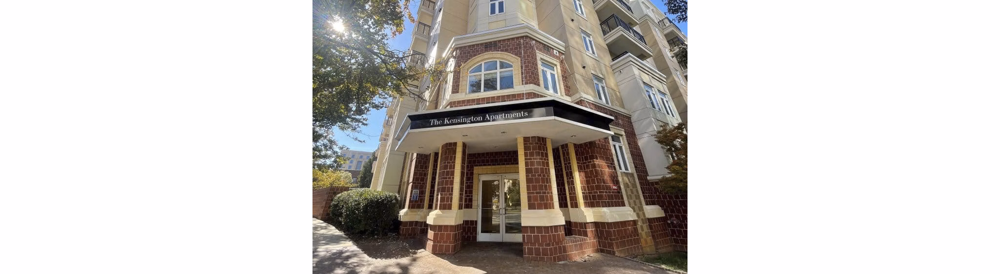 building/exterior at The Kensington Apartments