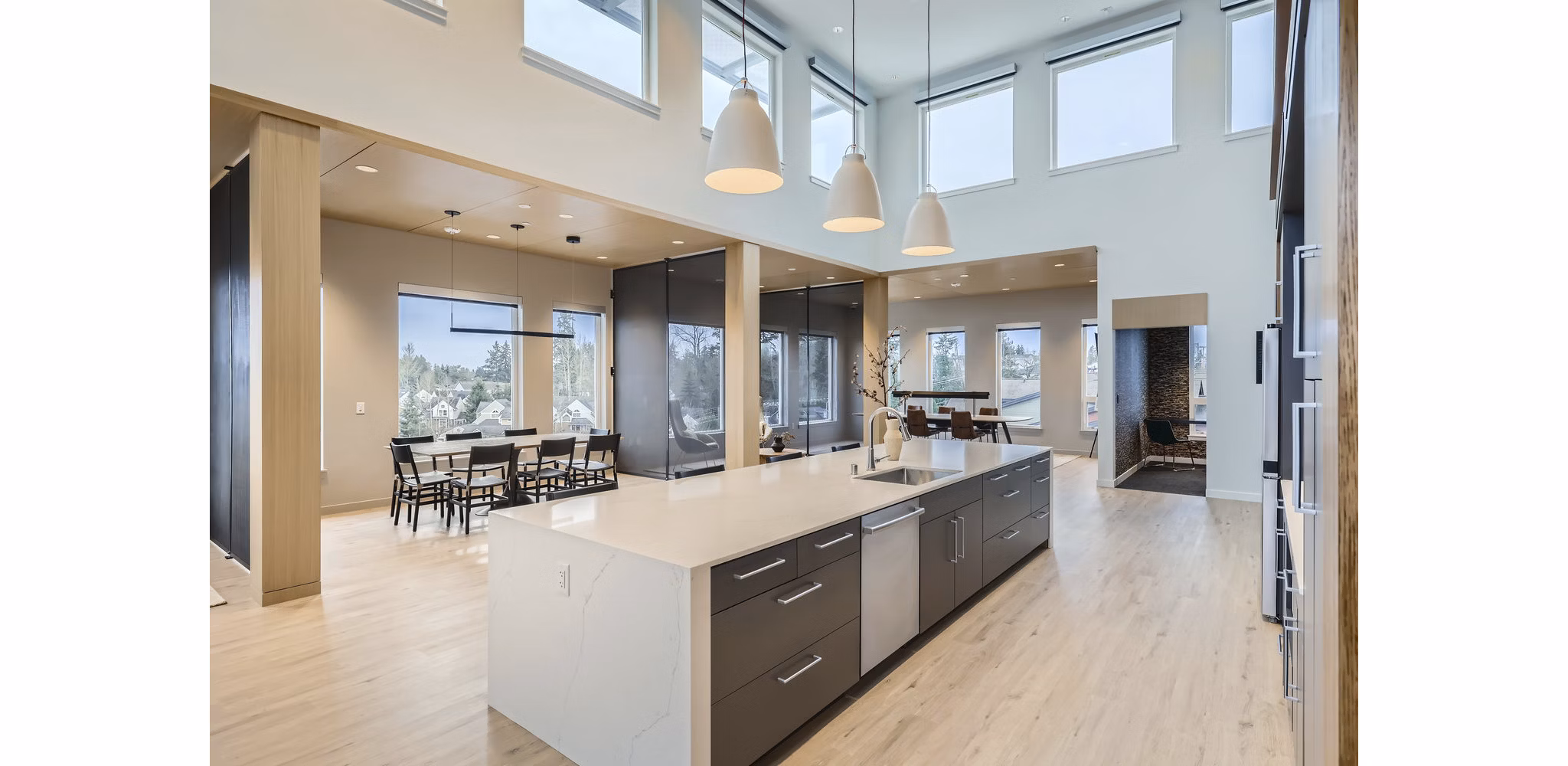 clubhouse at Knox Apartments 