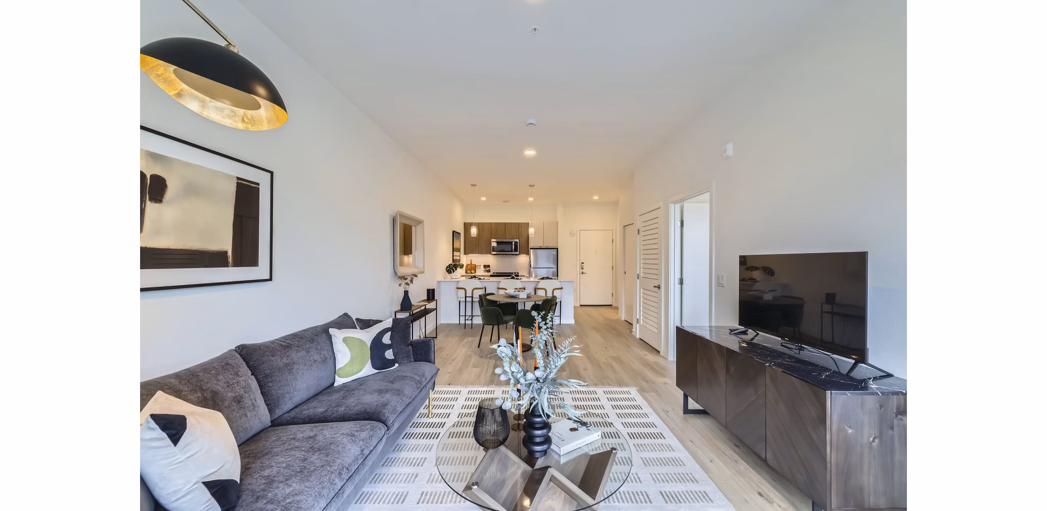 living room at Knox Apartments 