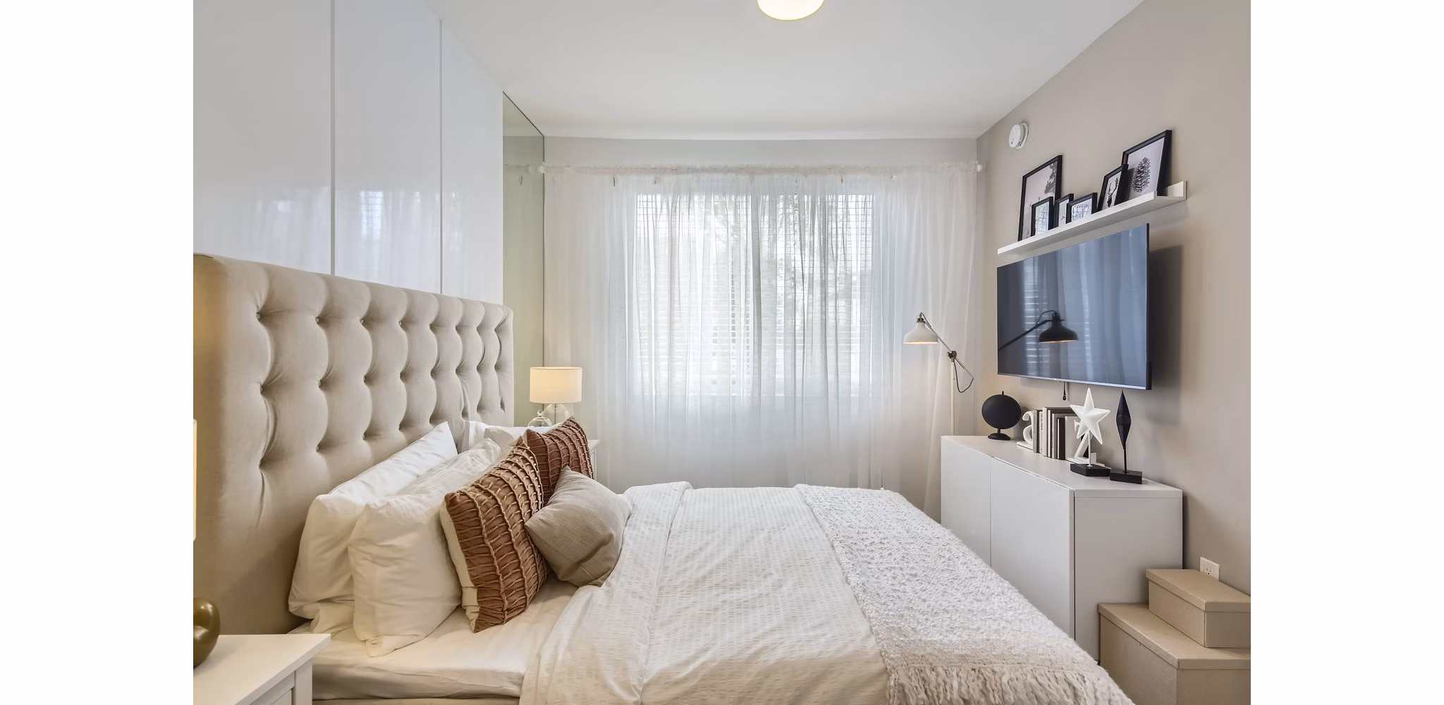 bedroom at Amelia Apartments