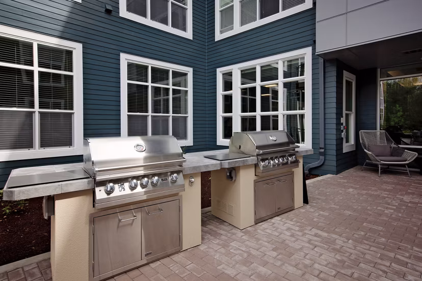 grill area/patio at Attwell off Main Apartments