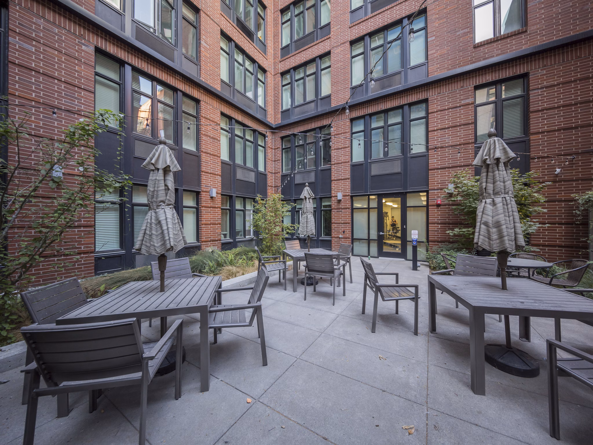 courtyard at The Cameron Apartments