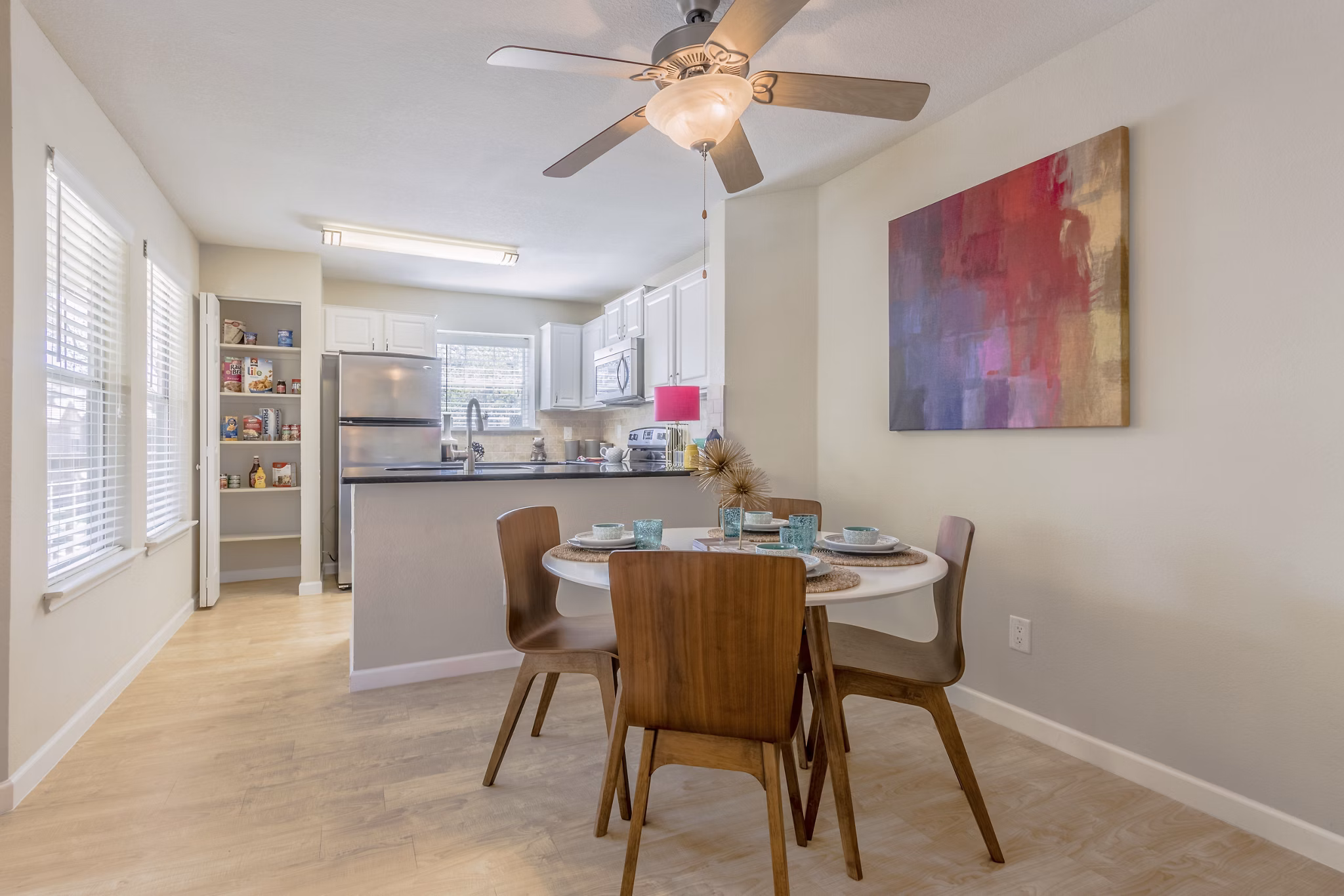 dining room at Canterbury Courts Apartments