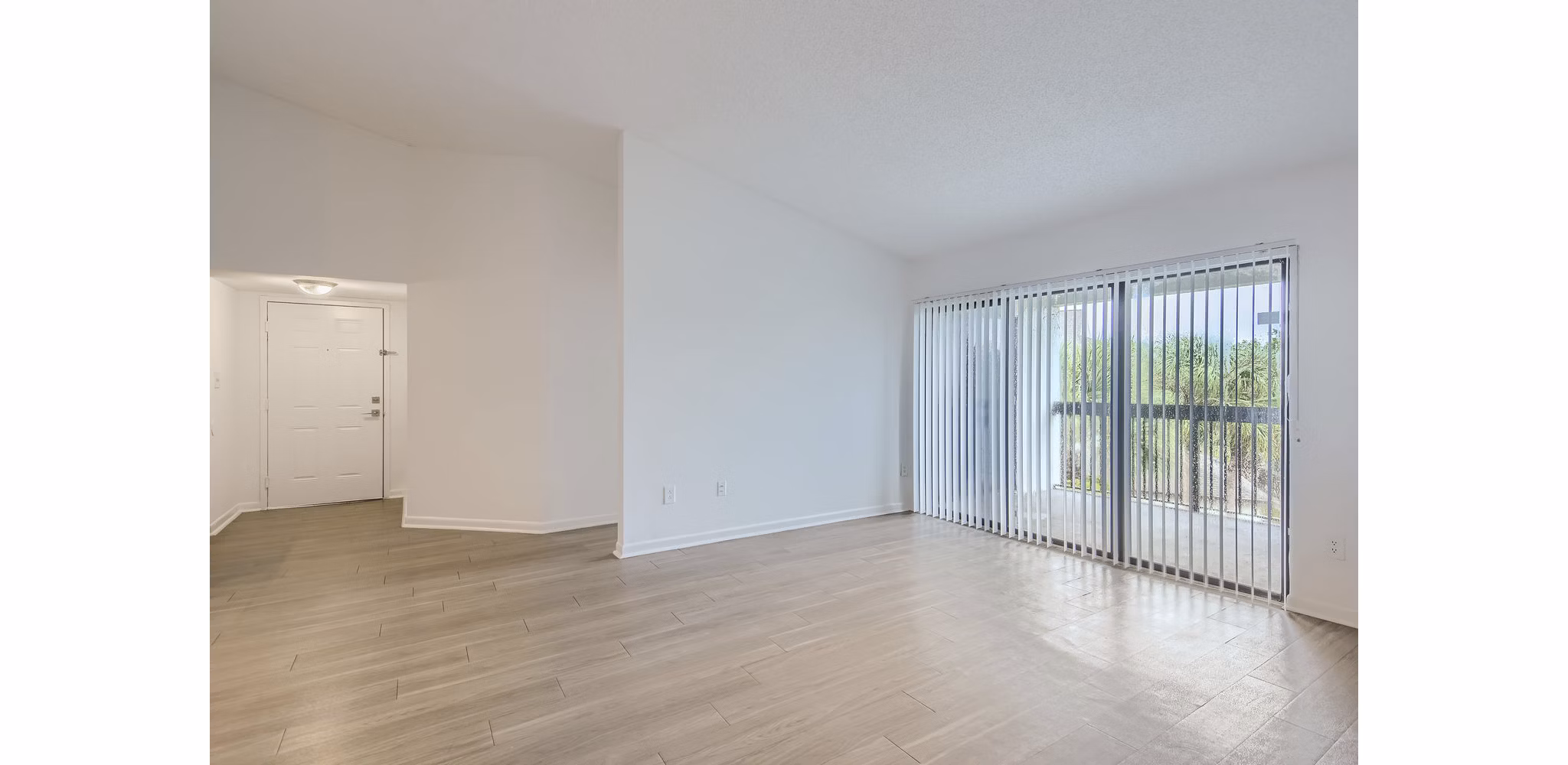 living room at Cascades at the Hammocks Apartments
