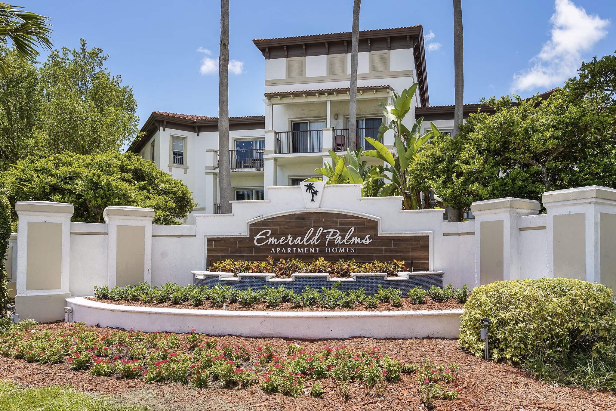 signage at Emerald Palms Apartments