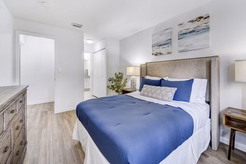 bedroom at Emerald Palms Apartments