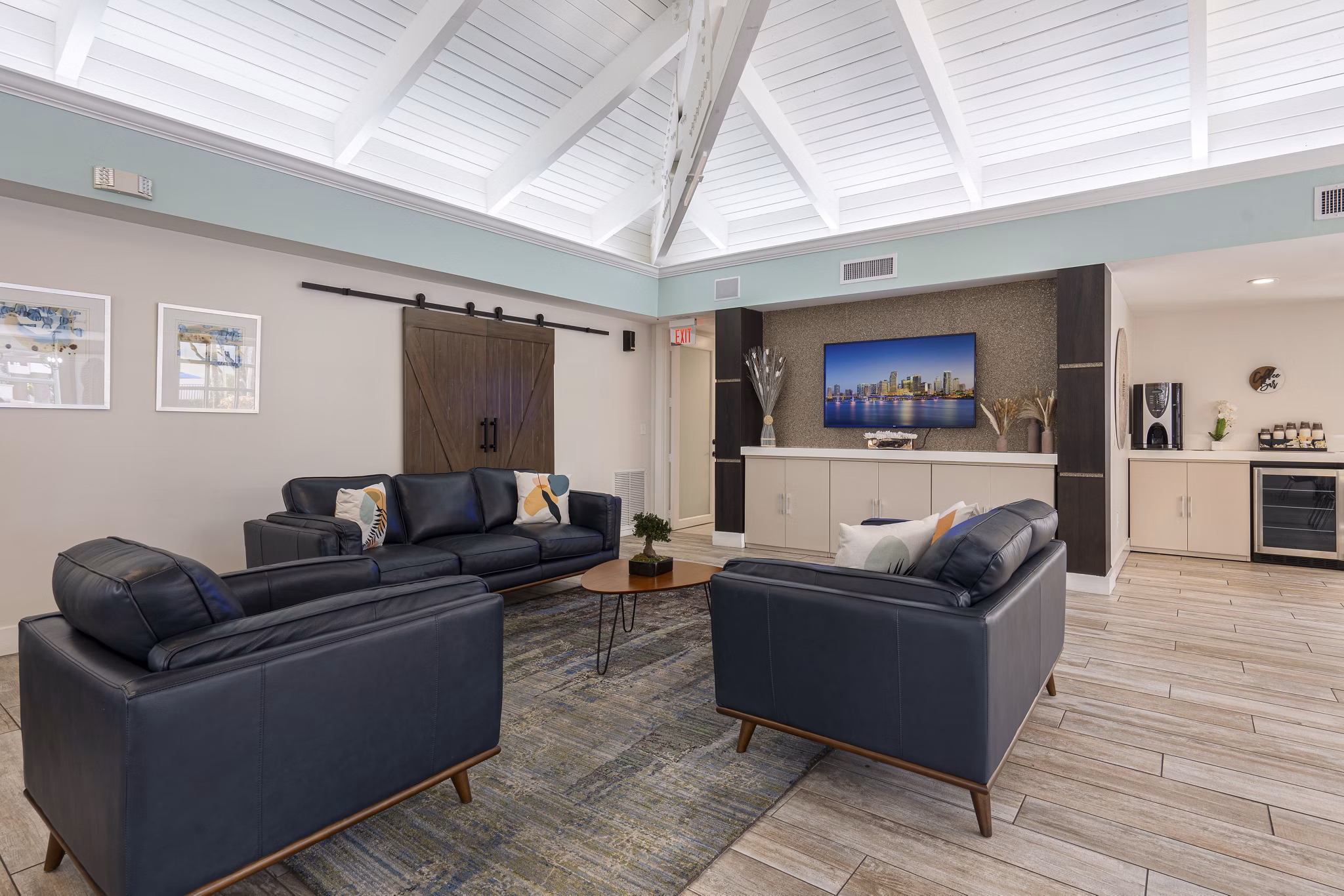 clubhouse at Emerald Palms Apartments