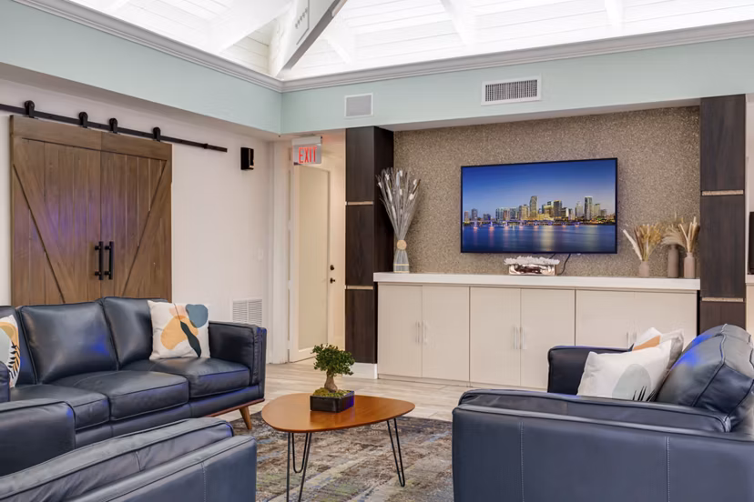 clubhouse at Emerald Palms Apartments