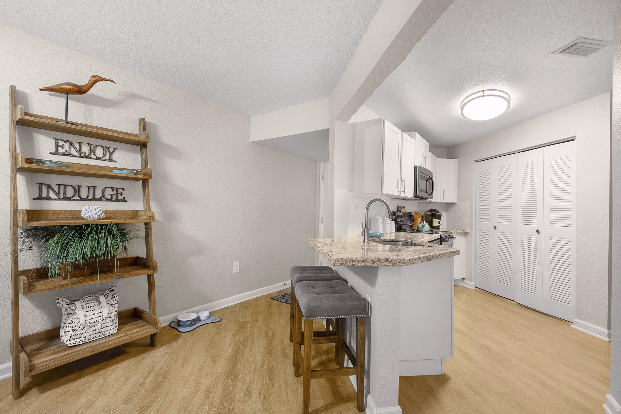kitchen at Emerald Palms Apartments