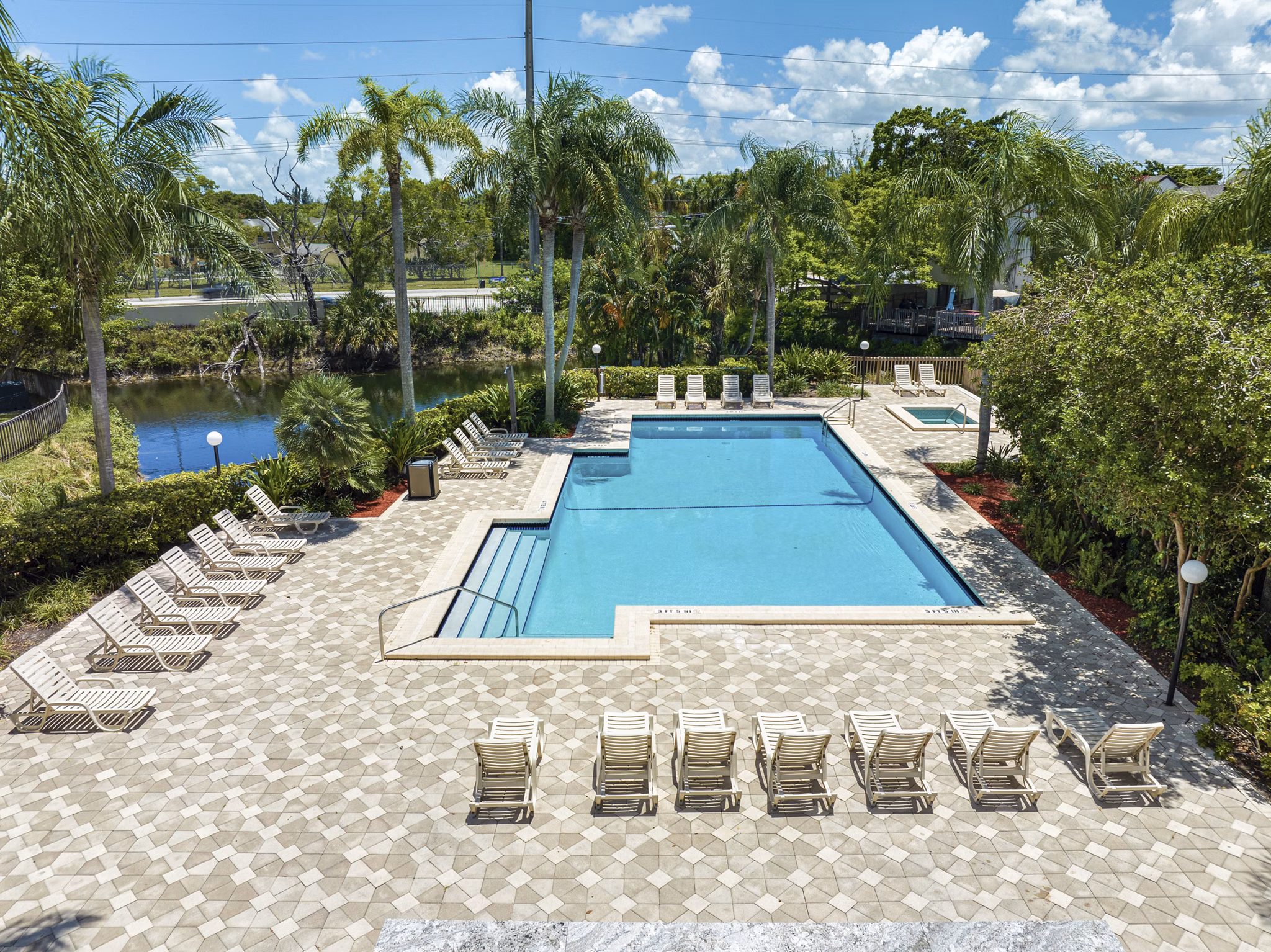 pool at Emerald Palms Apartments