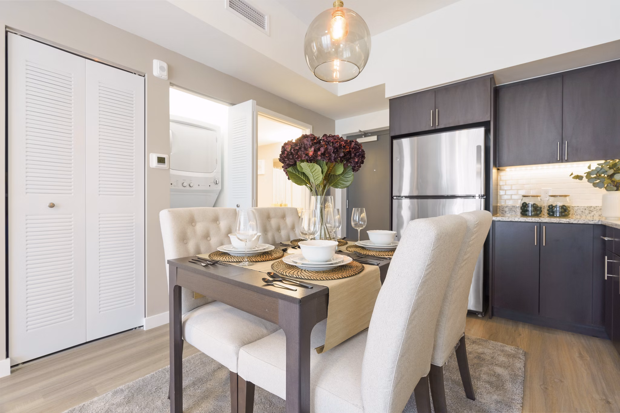 dining room at LoHi Gold Apartments