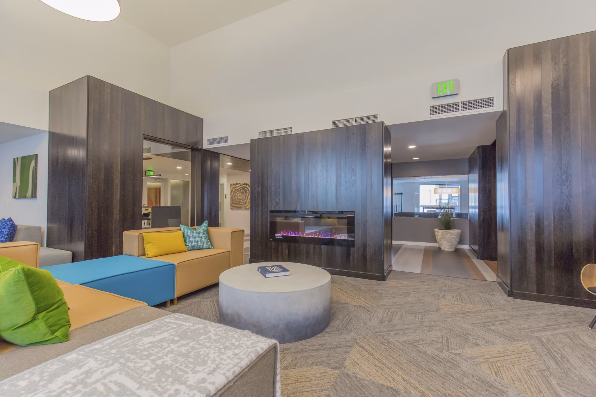 clubhouse at The Linden Apartments