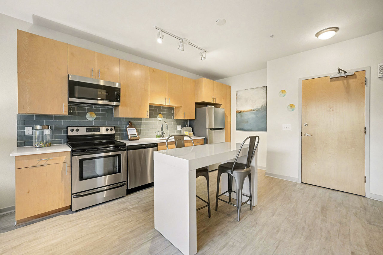 LoHi Gold 15 of 18